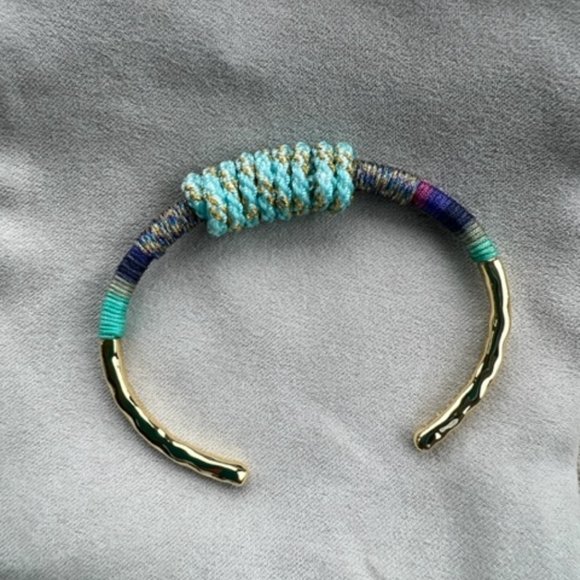 Kendra Scott Masie Gold Cuff Bracelet in Mint Mix Paracord - Picture 2 of 3